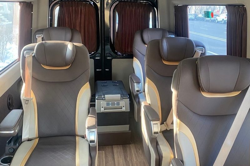 宇通V6(1+1大7座营运车)