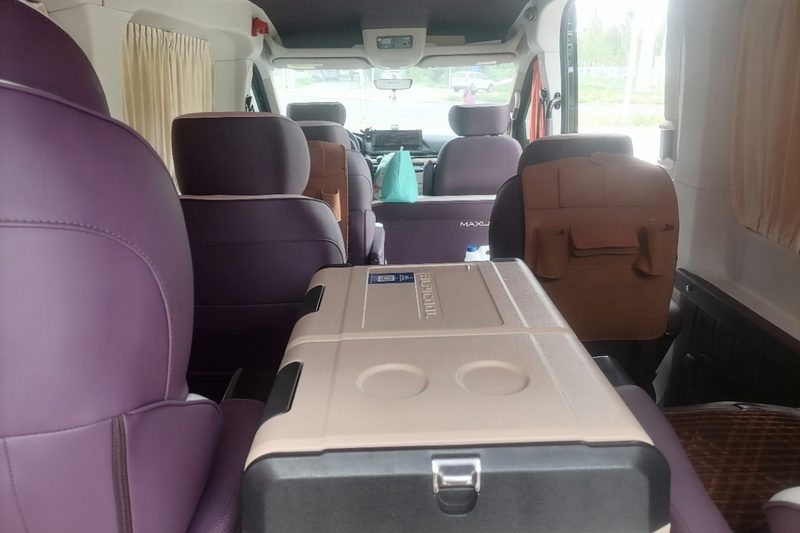 大通V90(1+1大7座营运车)